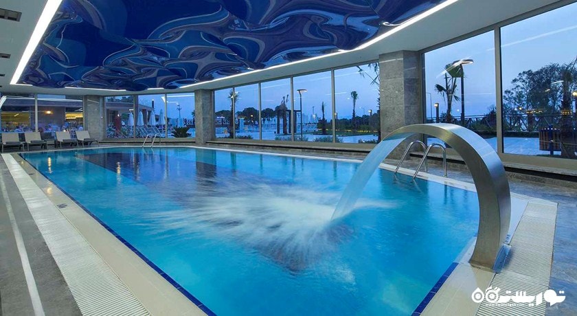 استخر سرپوشیده هتل رامادا ریزورت کوش آداسی اَند گلف